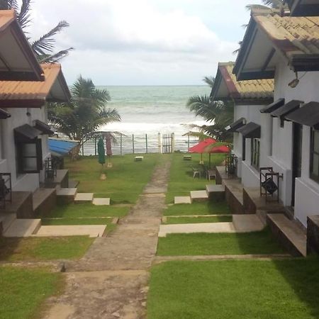 Ramon Beach Resort Ambalangoda  Kültér fotó