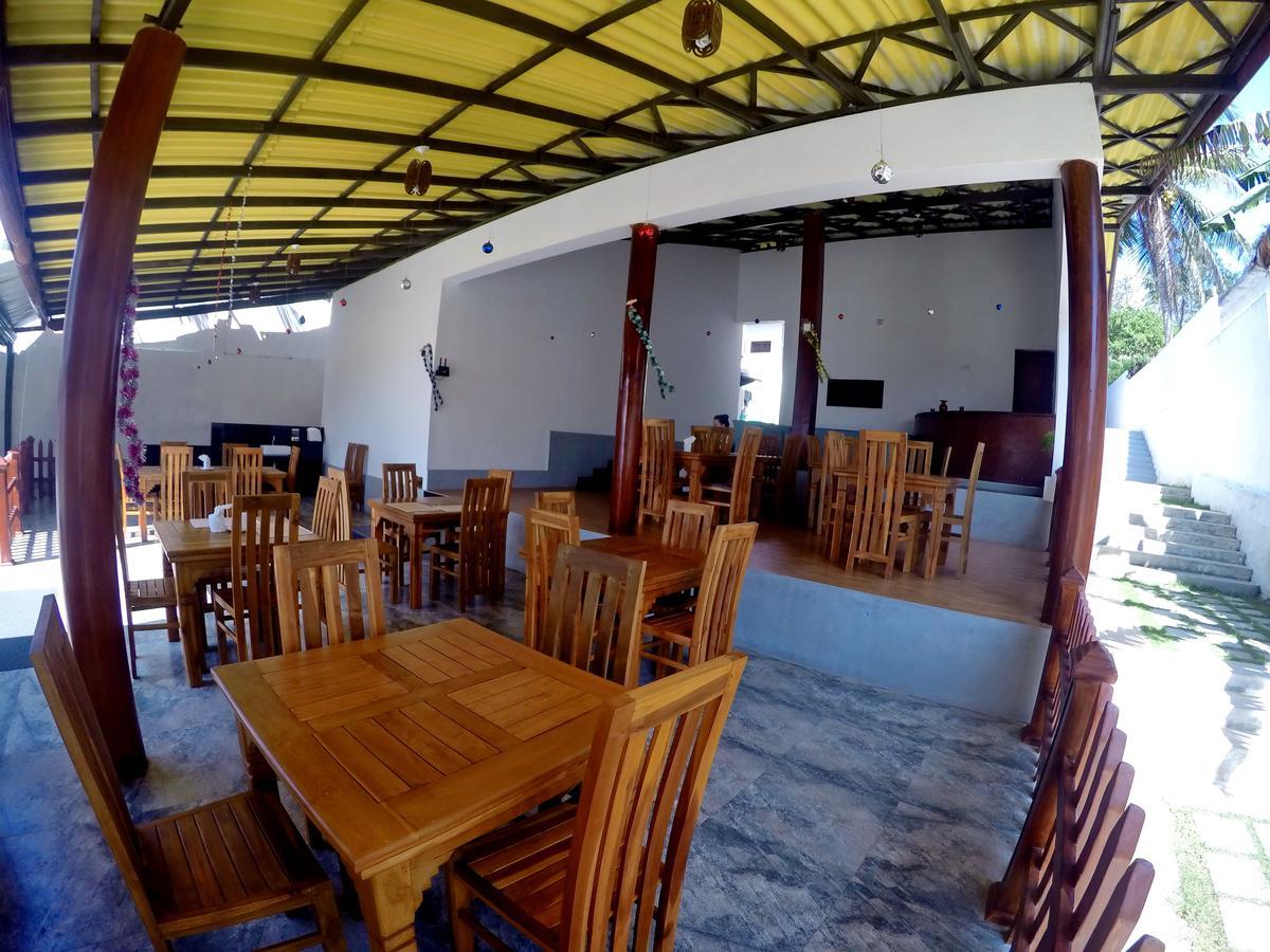 Ramon Beach Resort Ambalangoda  Kültér fotó