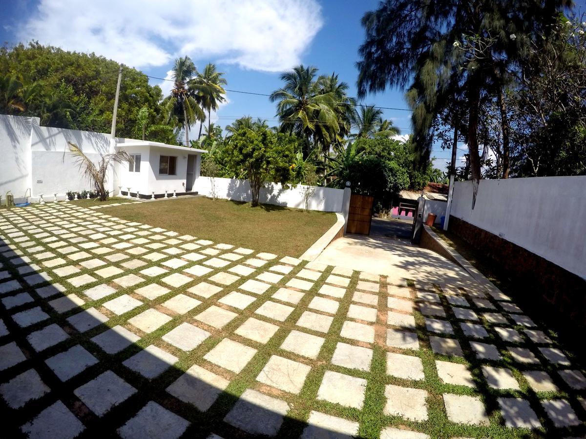 Ramon Beach Resort Ambalangoda  Kültér fotó