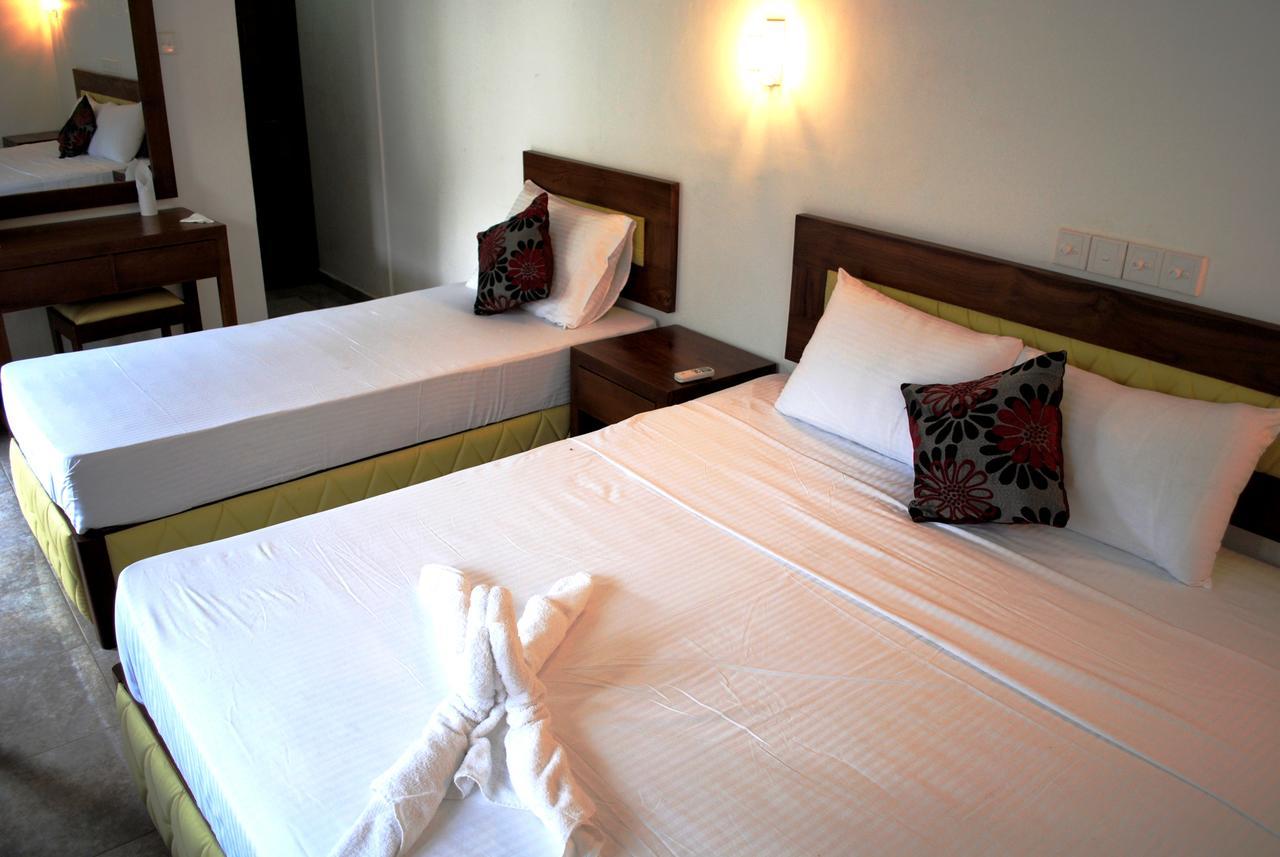Ramon Beach Resort Ambalangoda  Kültér fotó