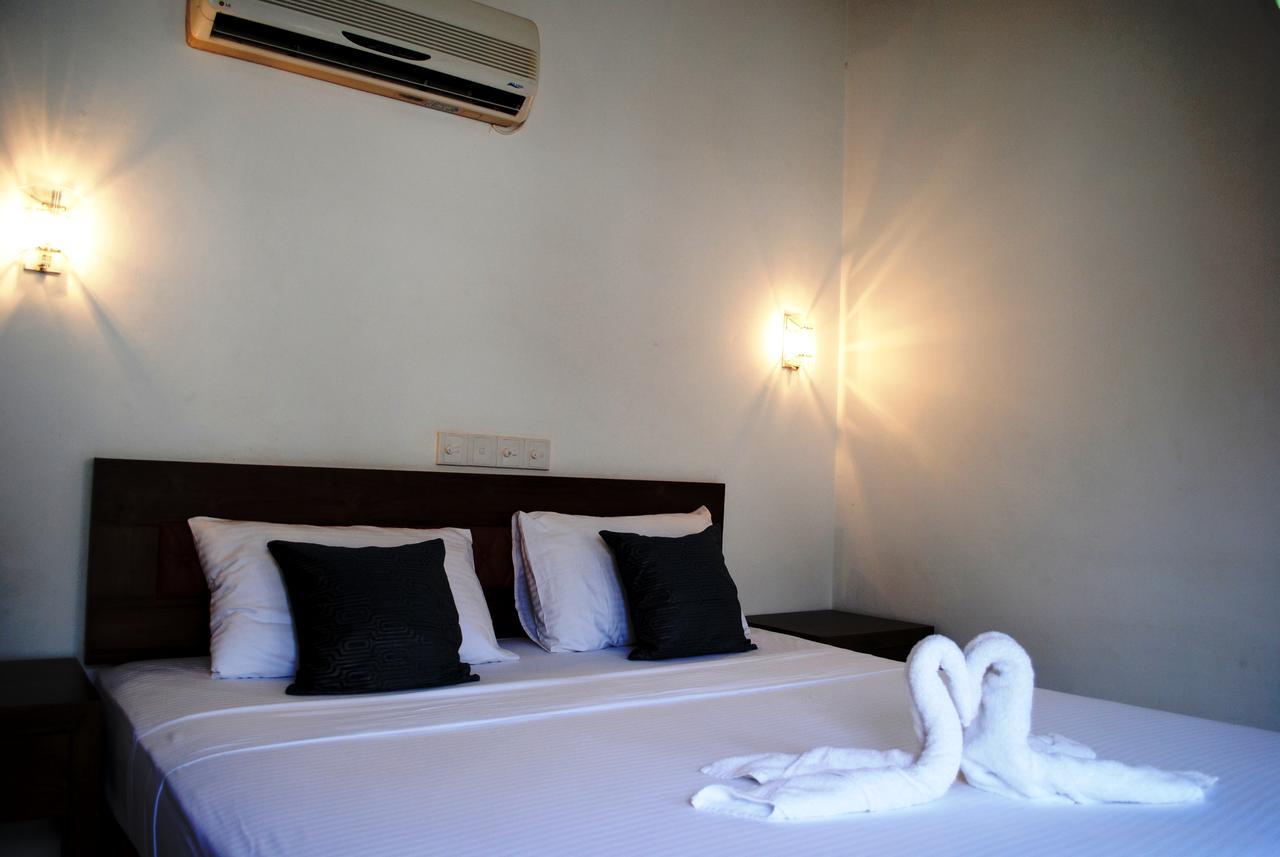 Ramon Beach Resort Ambalangoda  Kültér fotó
