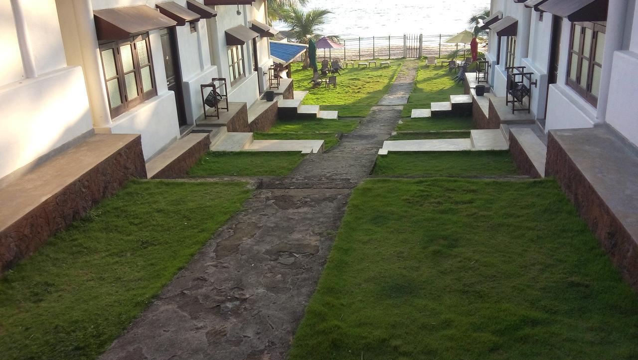 Ramon Beach Resort Ambalangoda  Kültér fotó