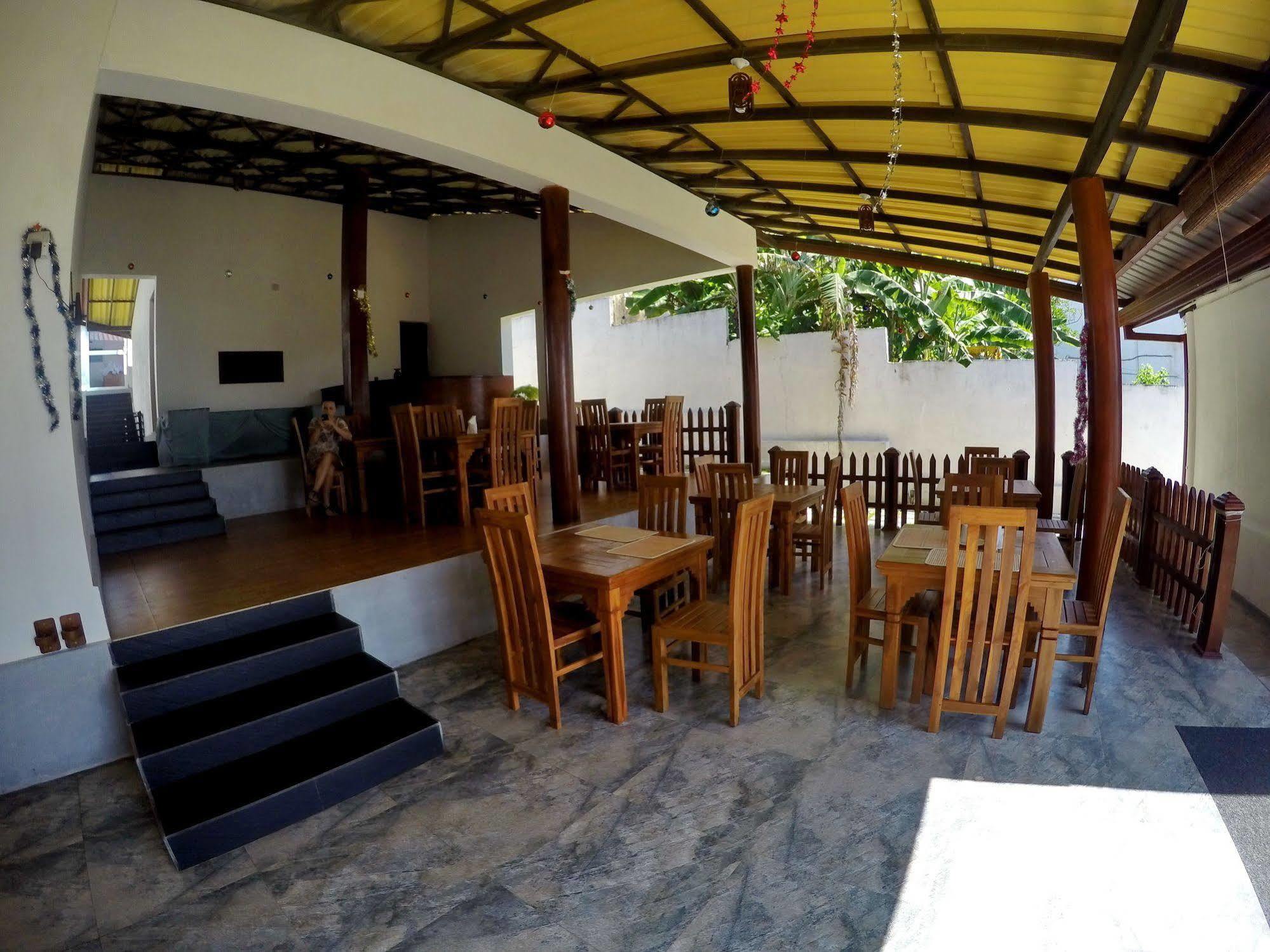 Ramon Beach Resort Ambalangoda  Kültér fotó