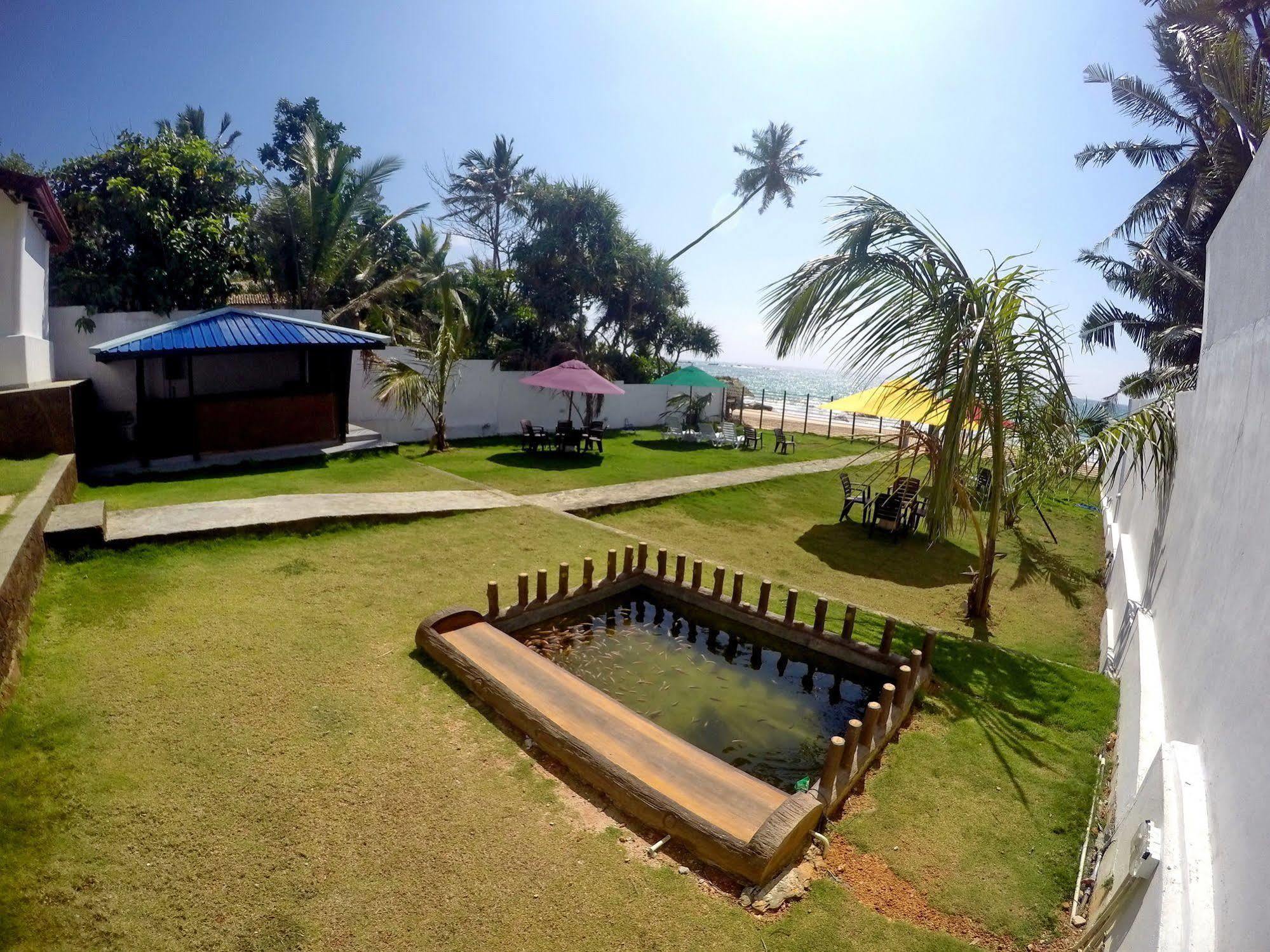 Ramon Beach Resort Ambalangoda  Kültér fotó